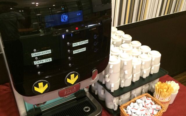 Hiyori Hotel Osaka Suminoekoen Station