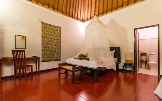 Tropical Bali Hotel – Guest Rooms – Denpasar