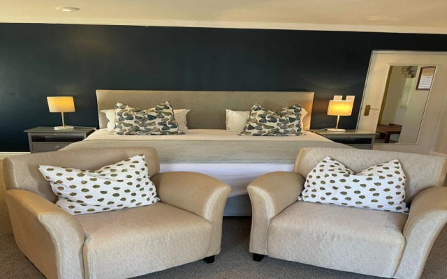 Plumwood Boutique Hotel