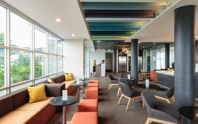Mercure Sunshine Coast Kawana Waters