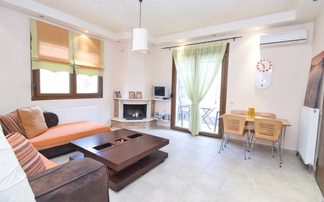 Cozy Apartment in Afitos