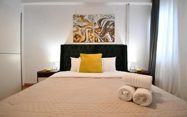 Porto Sea View Apartments - Tsimiski 78
