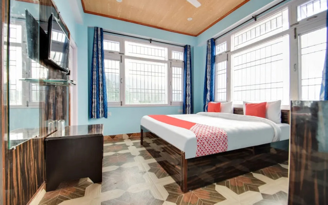 The Pine Stay by OYO Rooms