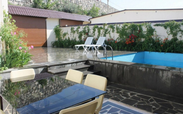 Large 5 bedroom VIP Villa 2