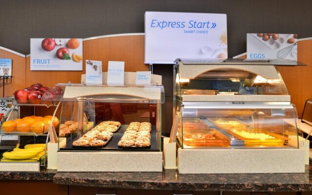 Holiday Inn Express Hotel & Suites Edmonton North by IHG