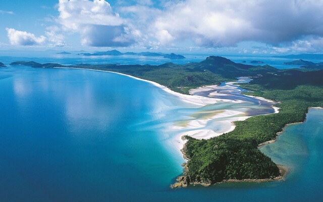 Whitsunday Explorer Small Ship Cruising