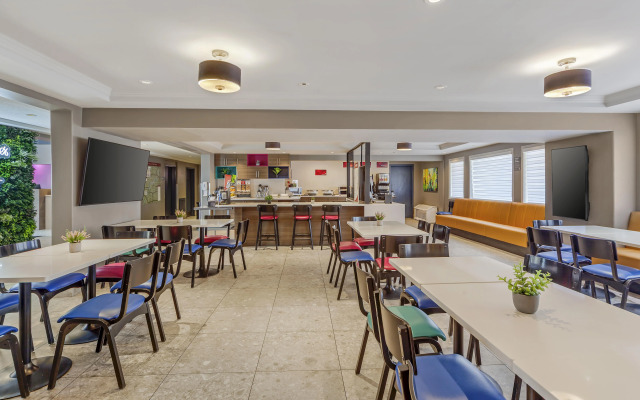 Best Western Plus West Edmonton