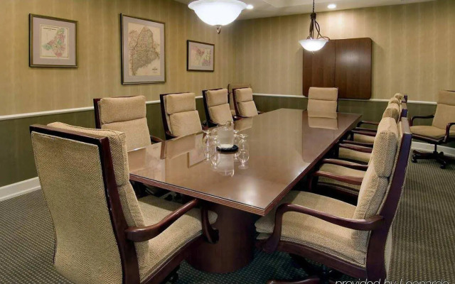 Hilton Garden Inn Auburn Riverwatch