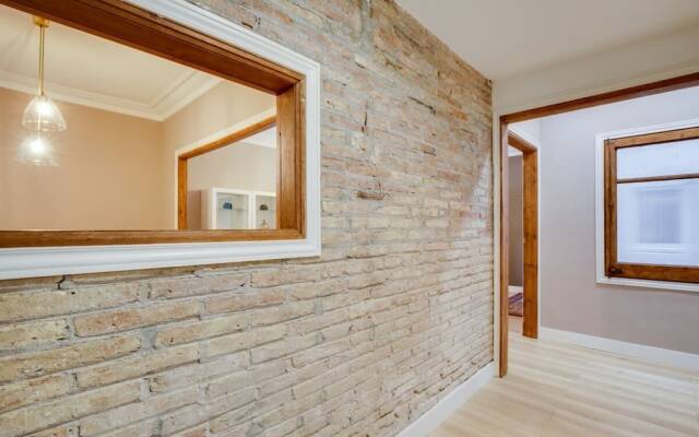 Cosy 3bed/2bath in Vibrant Eixample, Near Metro