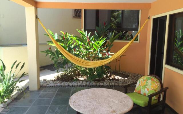 Casa frente praia na av beira mar com piscina