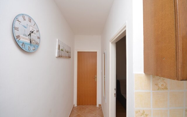 Apartments Tiho