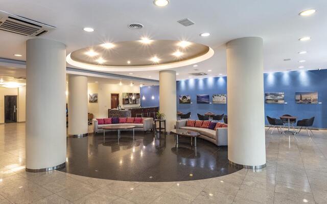 Regency Park Hotel