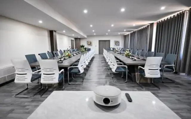 Grey Star Hotel