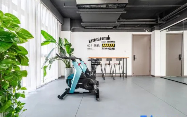 Urba Hotel  (Tongxiang City Branch)