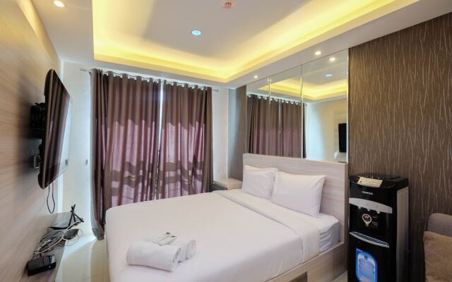 Modern And Comfy 1Br Apartment At Woodland Park Residence