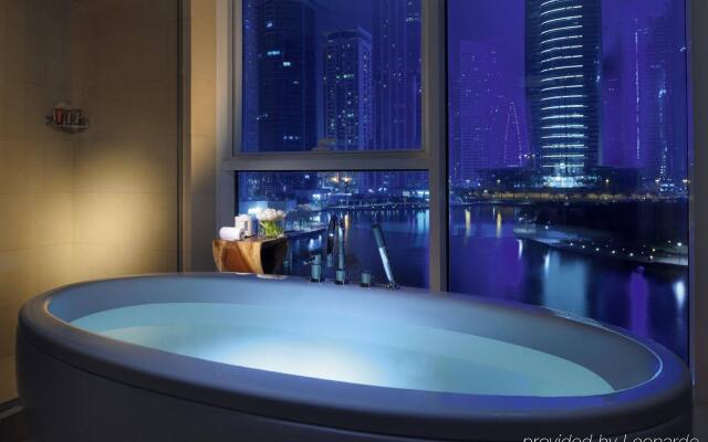 Mövenpick Jumeirah Lakes Towers Hotel