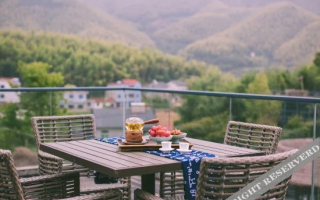 Zhongxia Dream Yeshe Rural Hotel