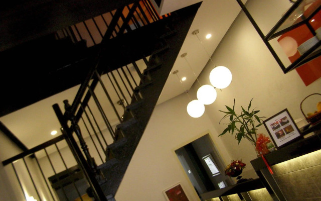 St Hostel