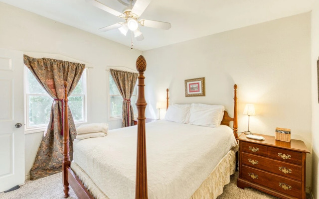 A Yellow Rose B&B
