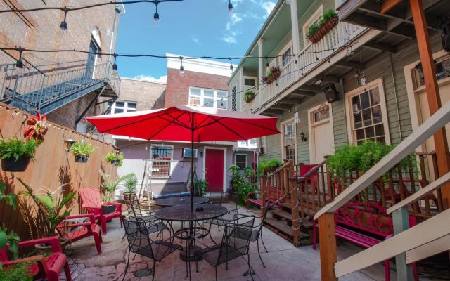 Auberge Nouvelle Orleans Hostel