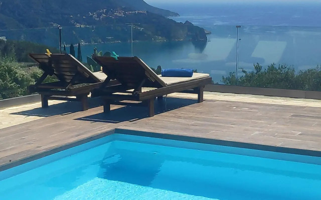 Villa Vardia