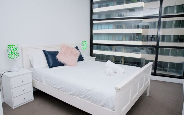 Southbank 2 Bedrooms Apt Next to Crown