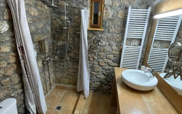 Country Stone House ,next to Kalavrita
