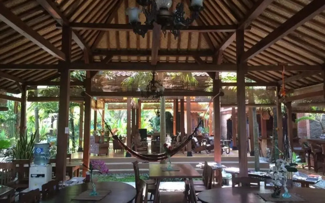 Bedhot Homestay