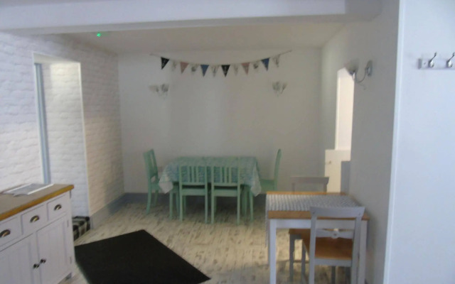 The Pembrey Country Inn