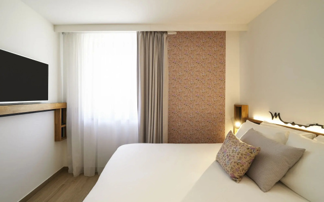 Mercure Avignon TGV Hotel et Spa