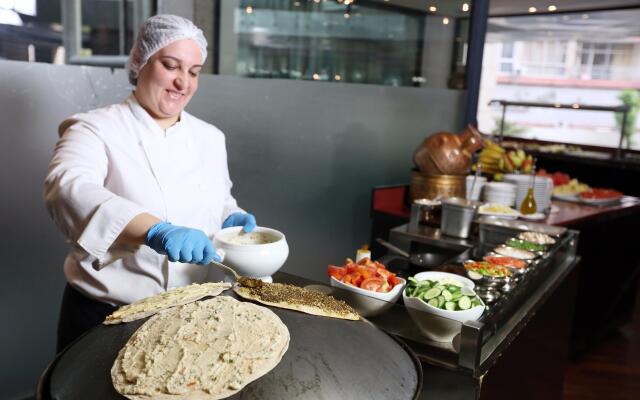 Crowne Plaza Hotel Beirut by IHG