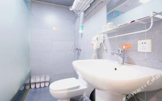 Pudding Yanxuan Hotel (Xi 'an Bell and Drum Tower South Street Fanxiang) – Bathroom – Xi'an