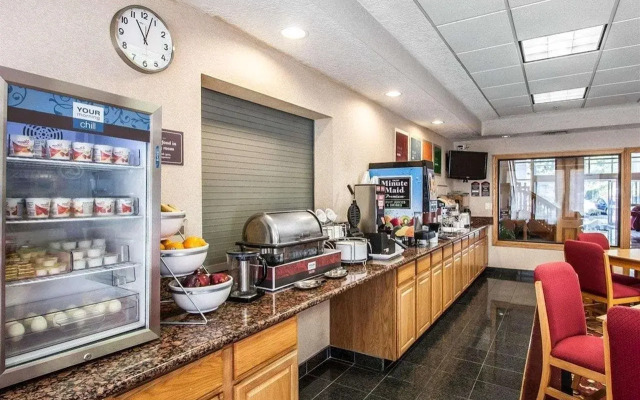 Comfort Suites Clackamas
