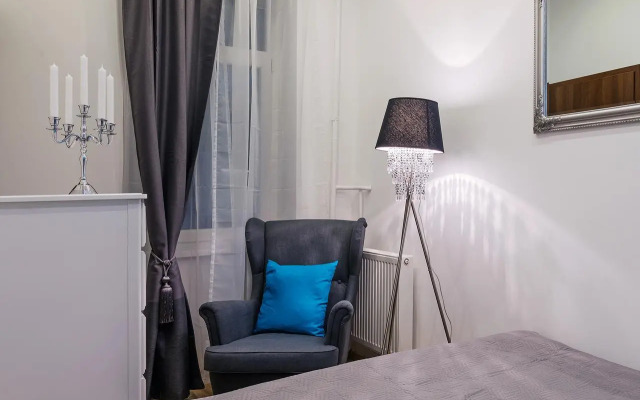 Parking, Ac, 2 Bedroom Design Flat In The Center