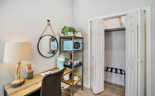 Tulsa Vacation Home ~ 3 Mi to Downtown