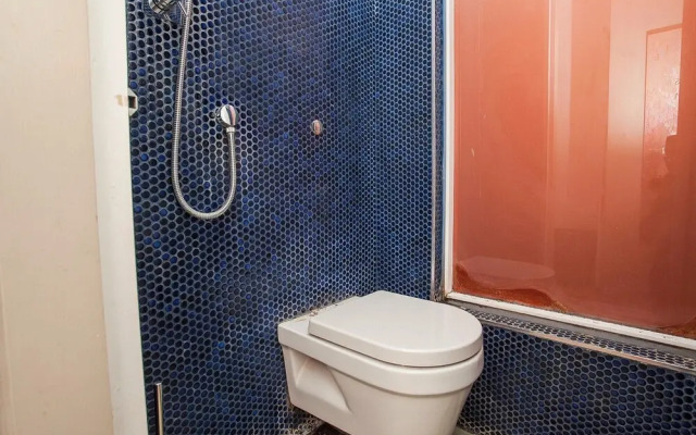 Spacious 2 Bedroom House With Garden