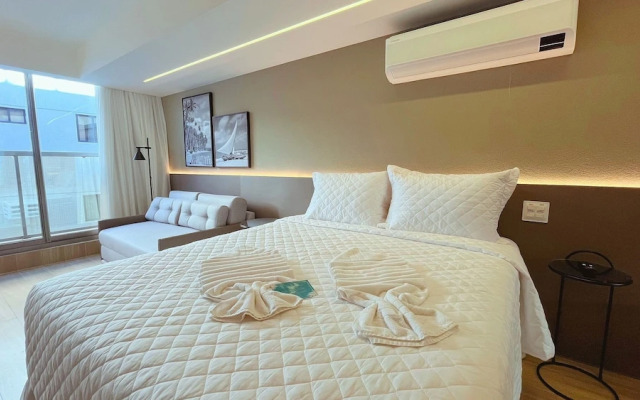 Setai Yacht S4- By Almare Flats