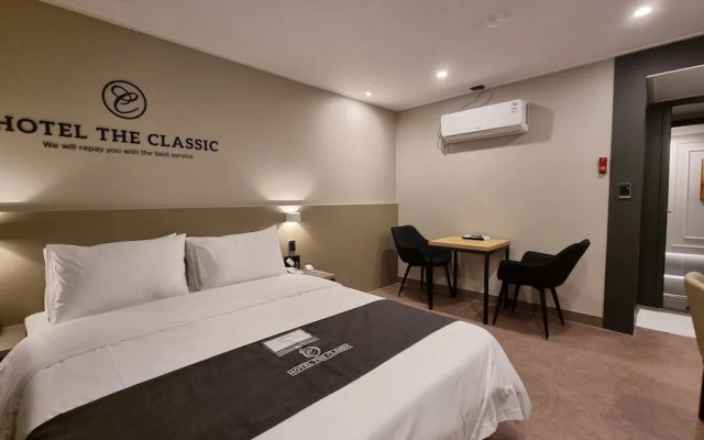 Hotel The Classic