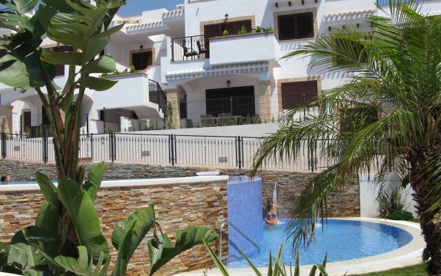 Linnea Sol Apartments - Marholidays