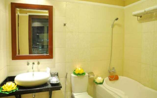 Grand Tryas Hotel