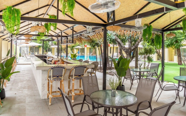 Mermaid Beach Resort