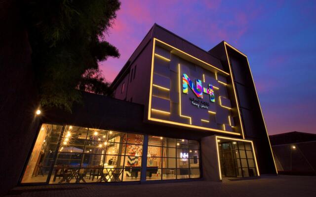The Social House - Coliving & Hostel