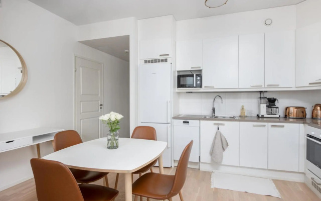 Modern apartment with sauna and free parking