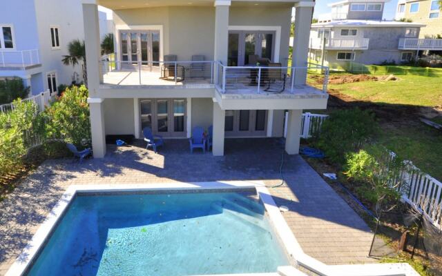 Augustine Sunset Holiday Home