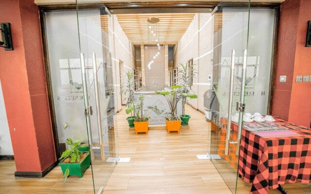 Hemak Suites