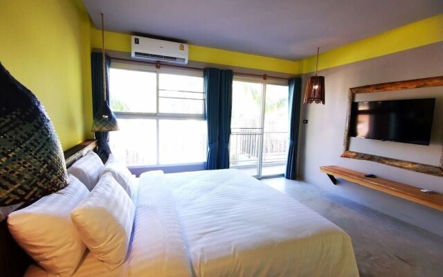 Dugong Village-Green Hotel