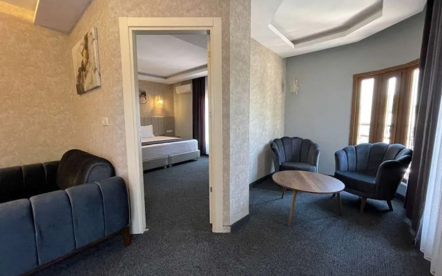 Yeni̇ Sevcan Hotel