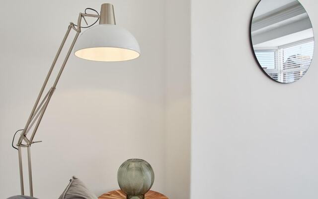 The Ruby Retreat Apartment