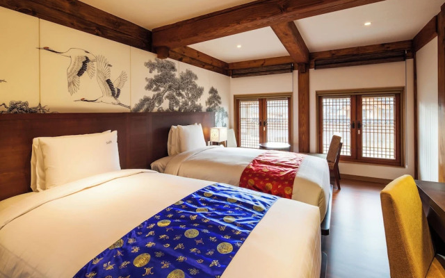 Gyeongwonjae By Walkerhill