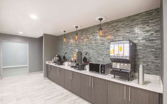 La Quinta Inn & Suites by Wyndham Kingsville